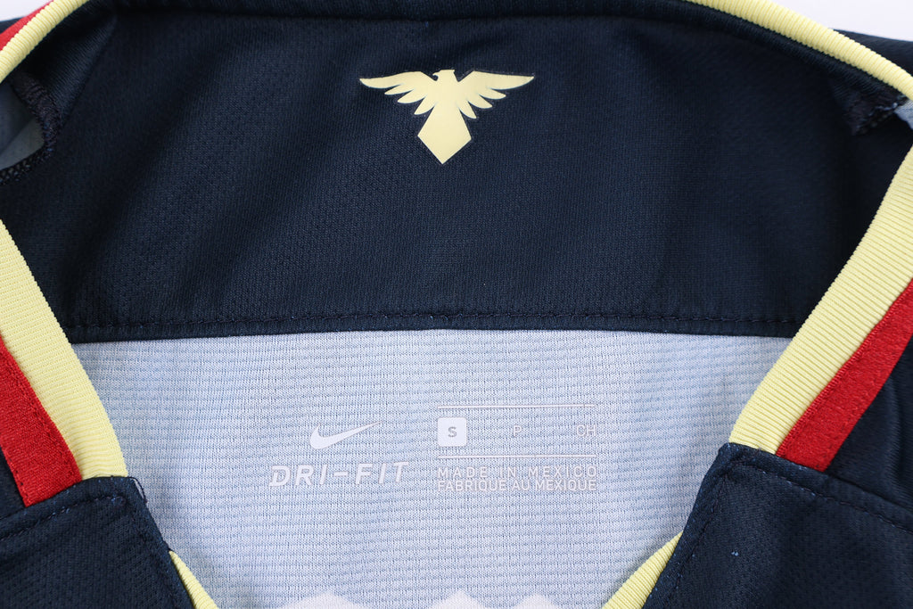 2017/18 Nike Club America Soccer Jersey product image 3